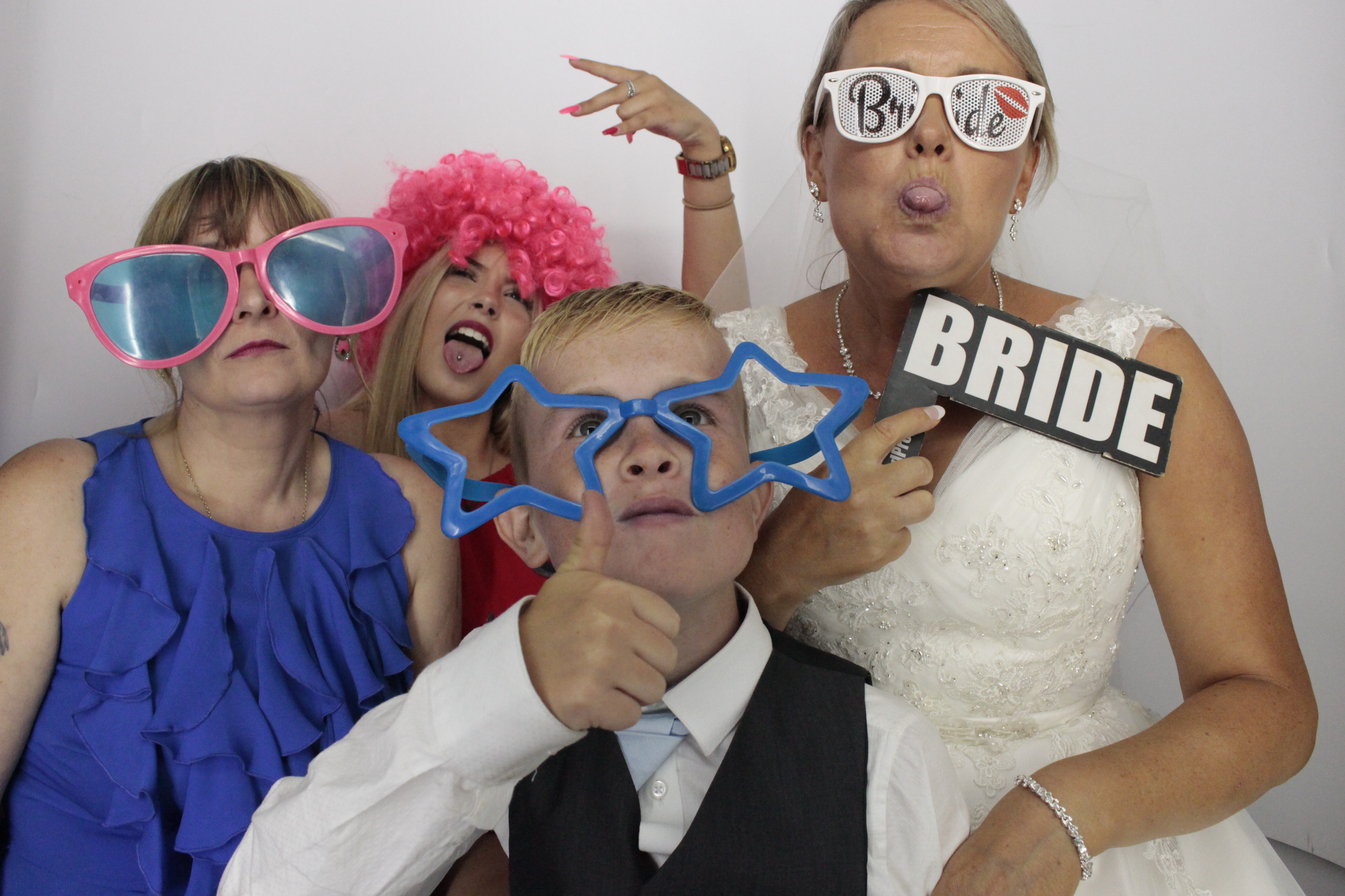 Richard & Karen's Wedding Reception | View more photos from the event at gallery.myphotoboothexperience.co.uk/u/MyPhotoBoothExperienceLtd/Richard-Karens-Wedding-Reception